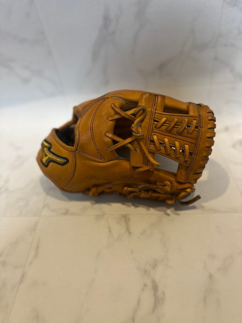 15日まで値下げミズノプロ 内野用グローブ（オーダーサンプル）右利き