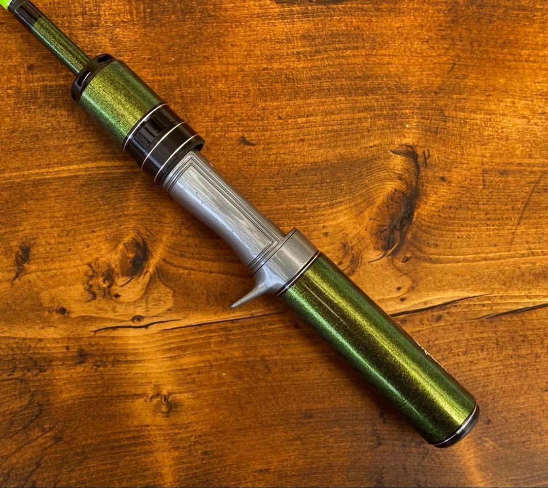 超コンパクト　トラウトロッド　5ft ベイトロッド グリーン　渓流釣り　テレスコ