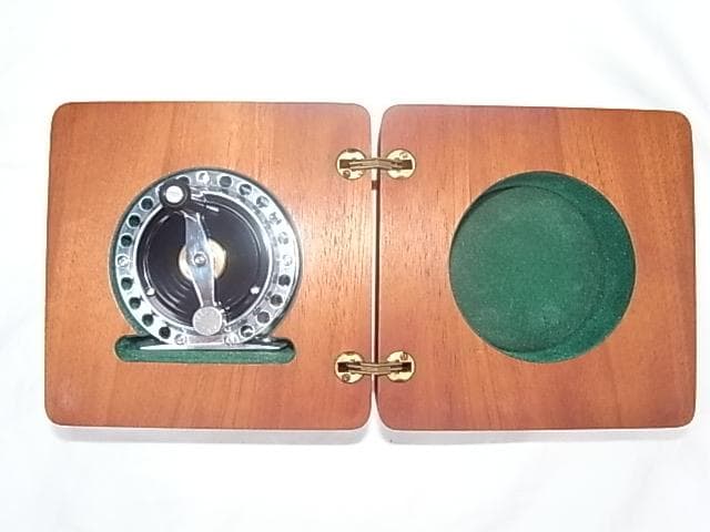 ☆VOM HOFE Reel・ORVIS・HARDY・ホイットレー・Simms☆