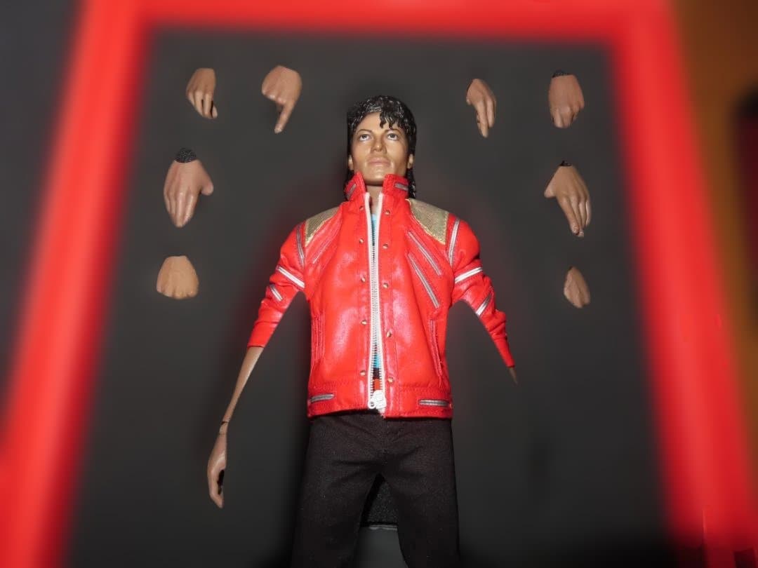 マイケル・ジャクソン_MICHAEL _BEATIT_フィギュア　ホットトイズ