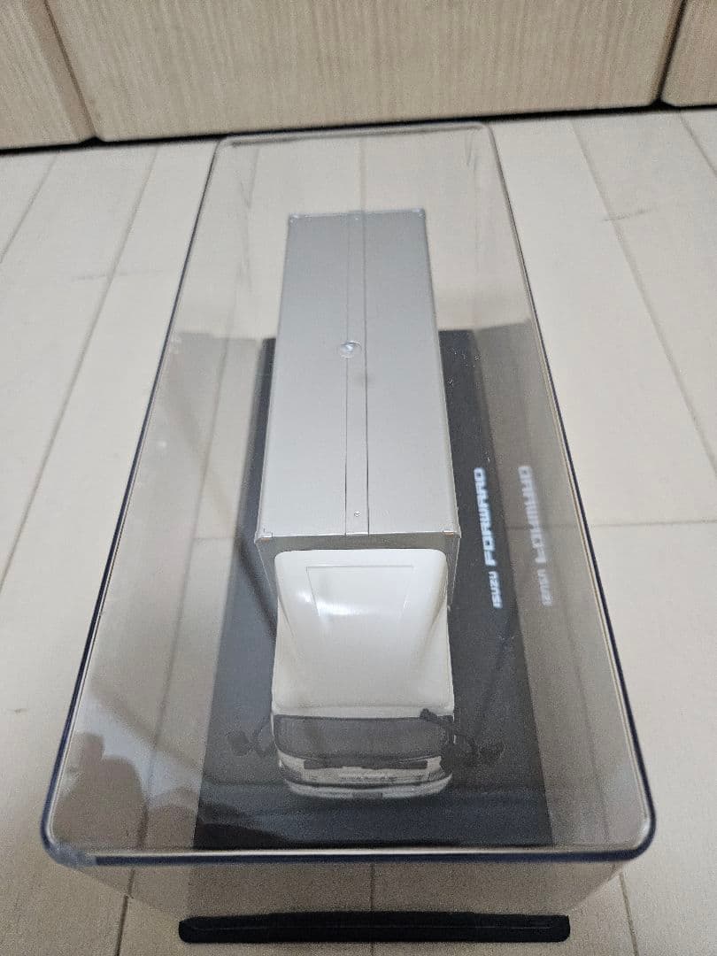 ミニチュア模型ISUZUフォワード1/43 ミニカー