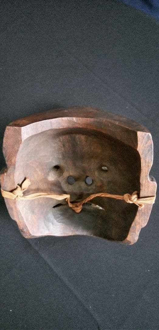 木製天狗、神楽面 鬼の顔 約20cm x 25cm