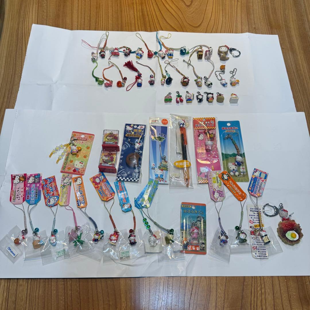 星*奨様 【海外版あり】ご当地ハローキティストラップ等　53点まとめ売