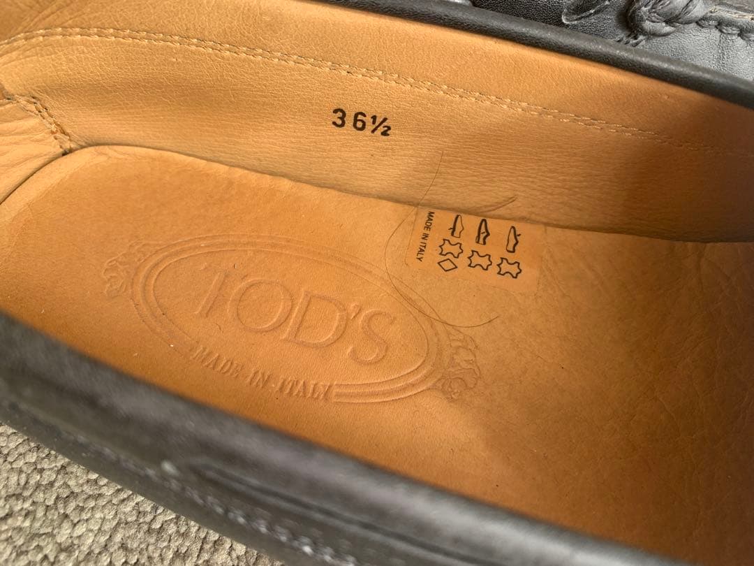 TOD'S ブラック ローファー 36½