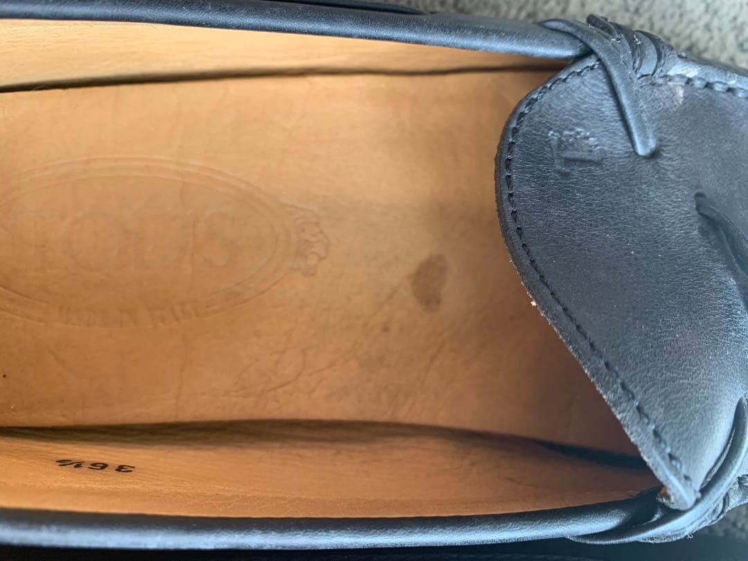 TOD'S ブラック ローファー 36½