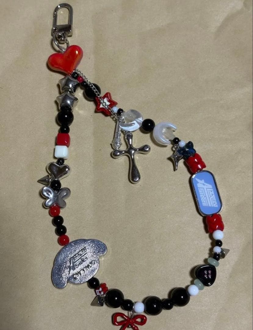 alien stage スマホチェーン　エイリアンステージ　イヴァン　ストラップ