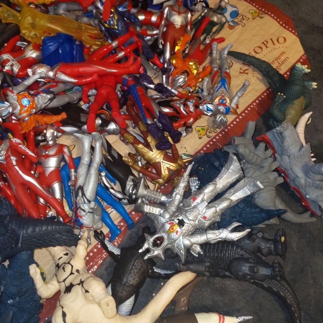 ウルトラマンソフビ ウルトラ怪獣ソフビ その他 オークション