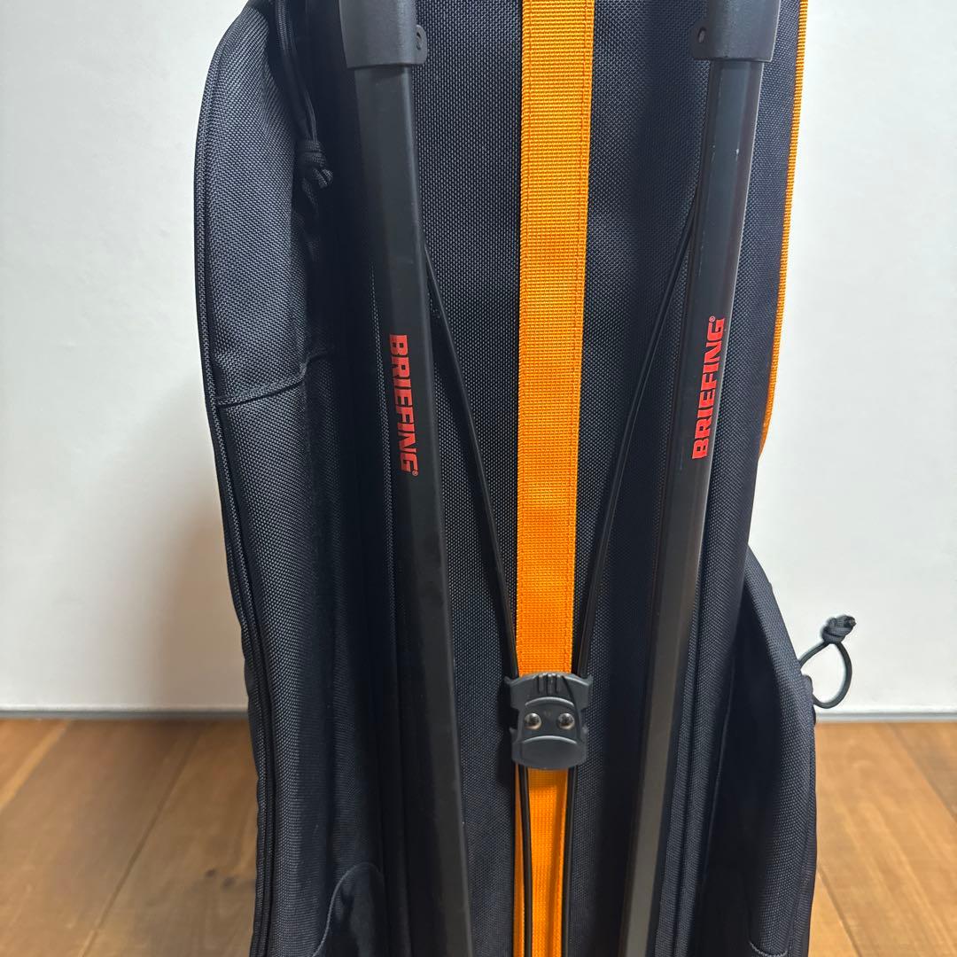 美品　ブリーフィング スタンド式　キャディバッグ