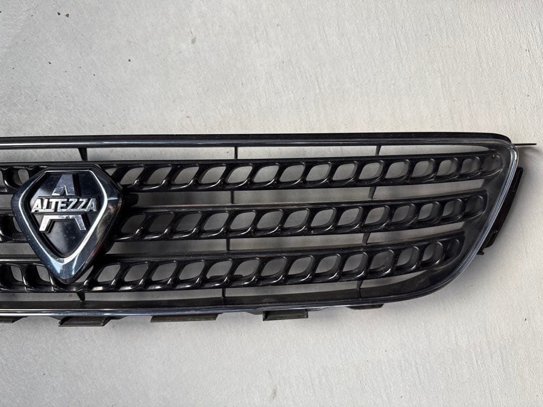 トヨタ ALTEZZA アルテッツァ 純正 フロントグリル