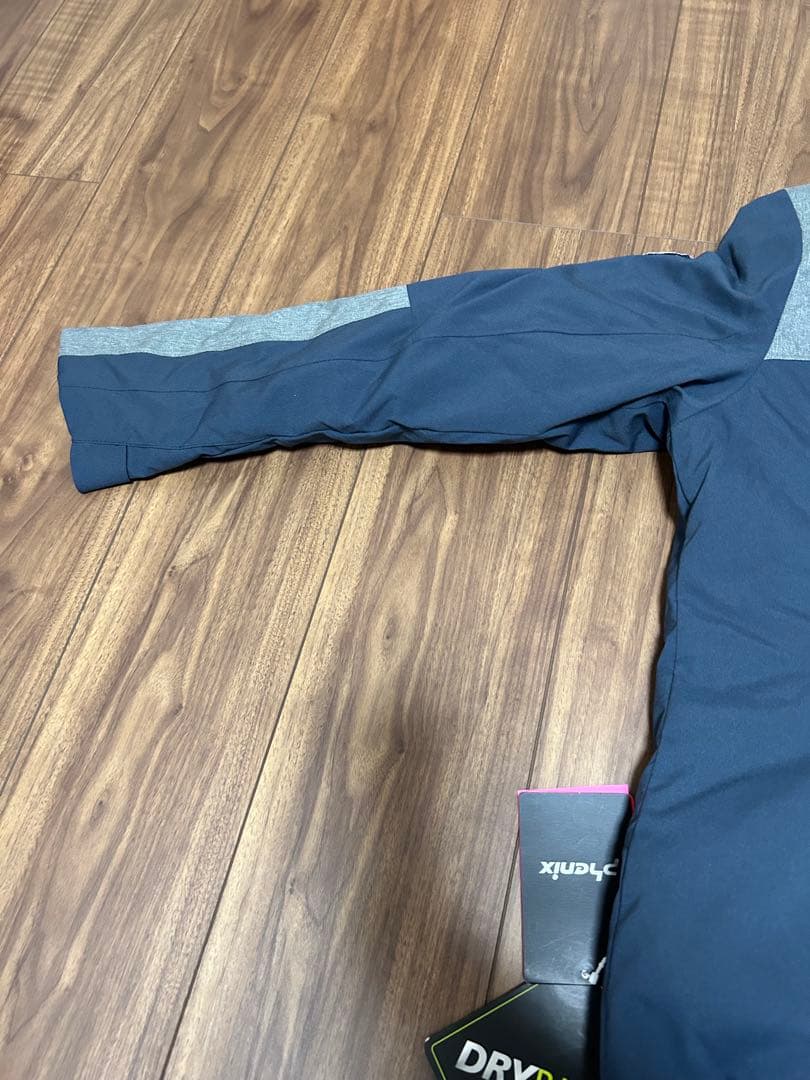 新品PHENIX フェニックス　レディース スキーウェア　スノーボードウェア　S