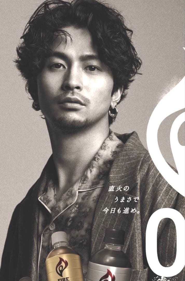 常田大希 ピアス　18k ゴールドメッキ　ゴールド　フープピアス　ムーン　両耳