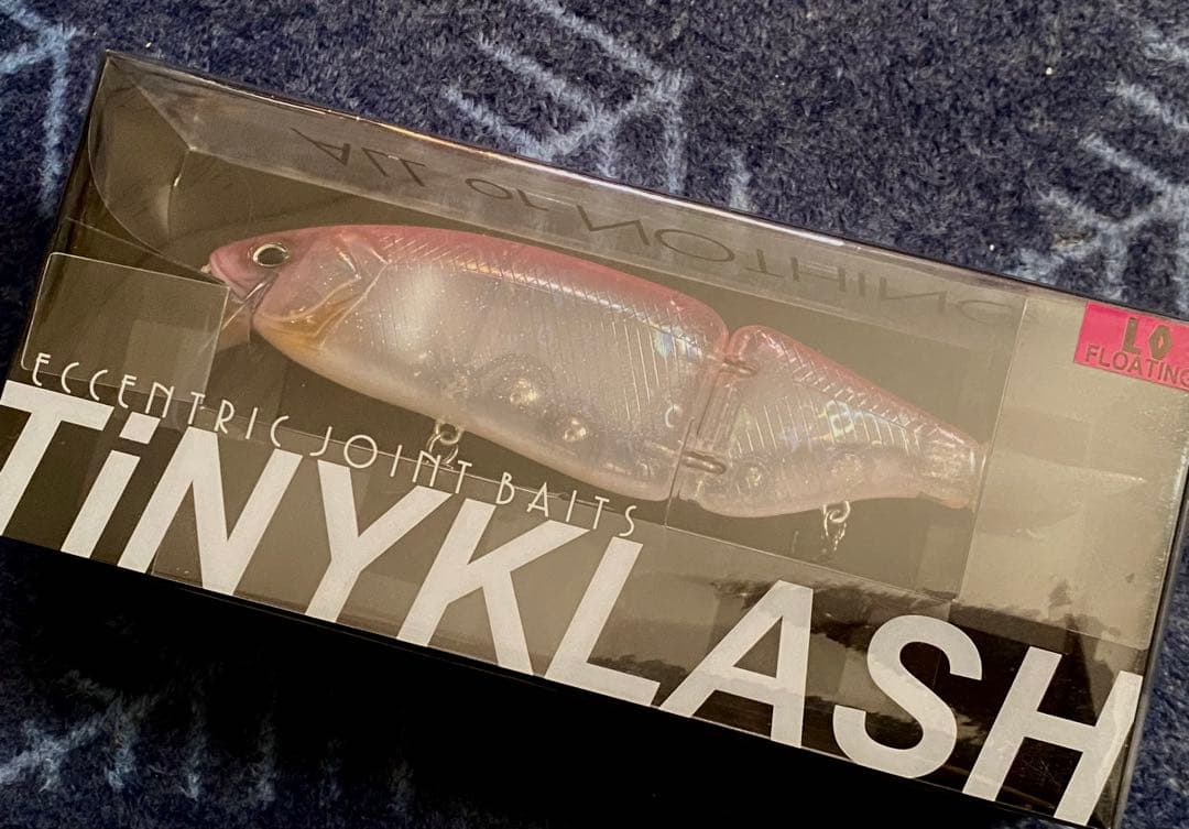 新品未使用TiNYKLASH 長谷川ピンクver.2