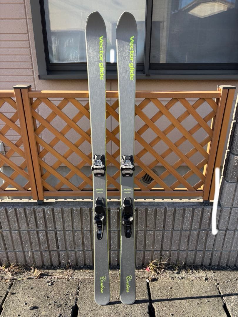 Vector Glide CORDOVA スキー板 Marker Squire