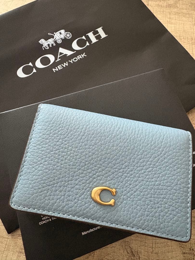 新品未使用！coach名刺入れカードケース水色