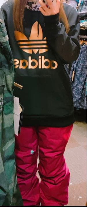 スノーボードウェア　上下セット　黒金　adidas 34d
