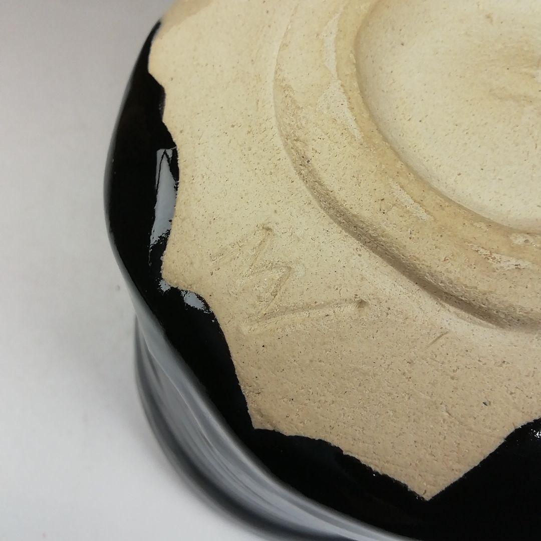 Ｗ２１　茶碗　『黒織部　筒茶碗』『萌黄窯　遠山美恵子 作』　共箱　抹茶碗　茶道具