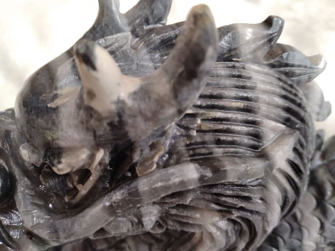 大理石ドラゴンの彫刻置物