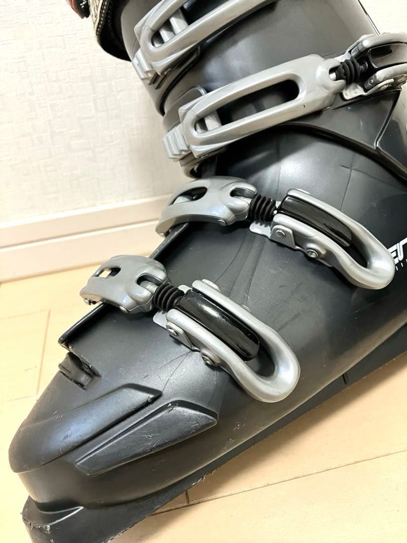 GEN FACTORY スキーブーツ 27.0ぐらい？　ゲンファクトリ