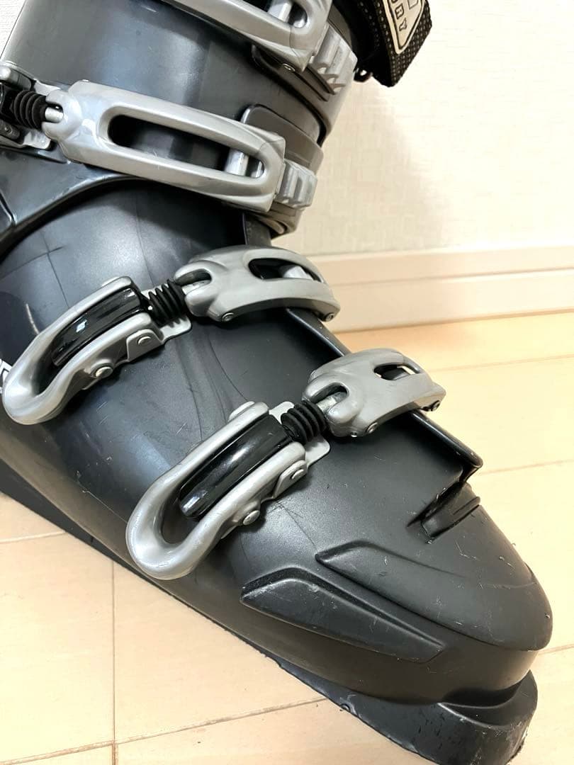 GEN FACTORY スキーブーツ 27.0ぐらい？　ゲンファクトリ