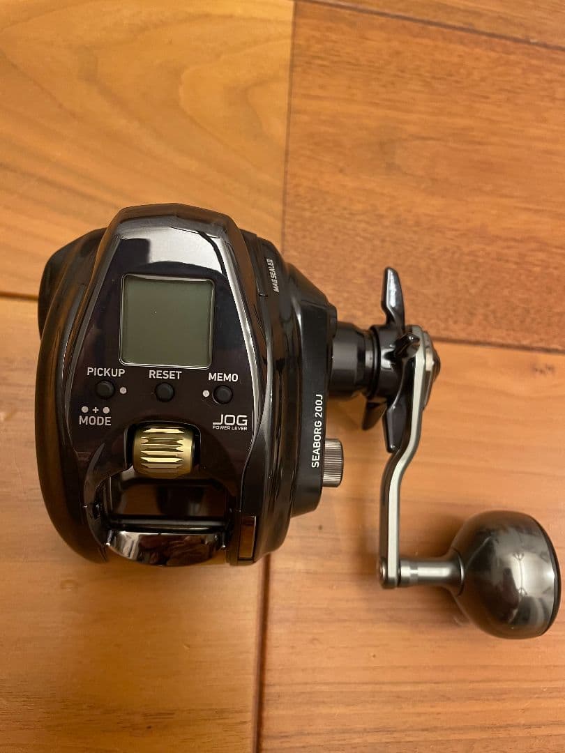 【n】ダイワSEABORG 200J（右ハンドル）