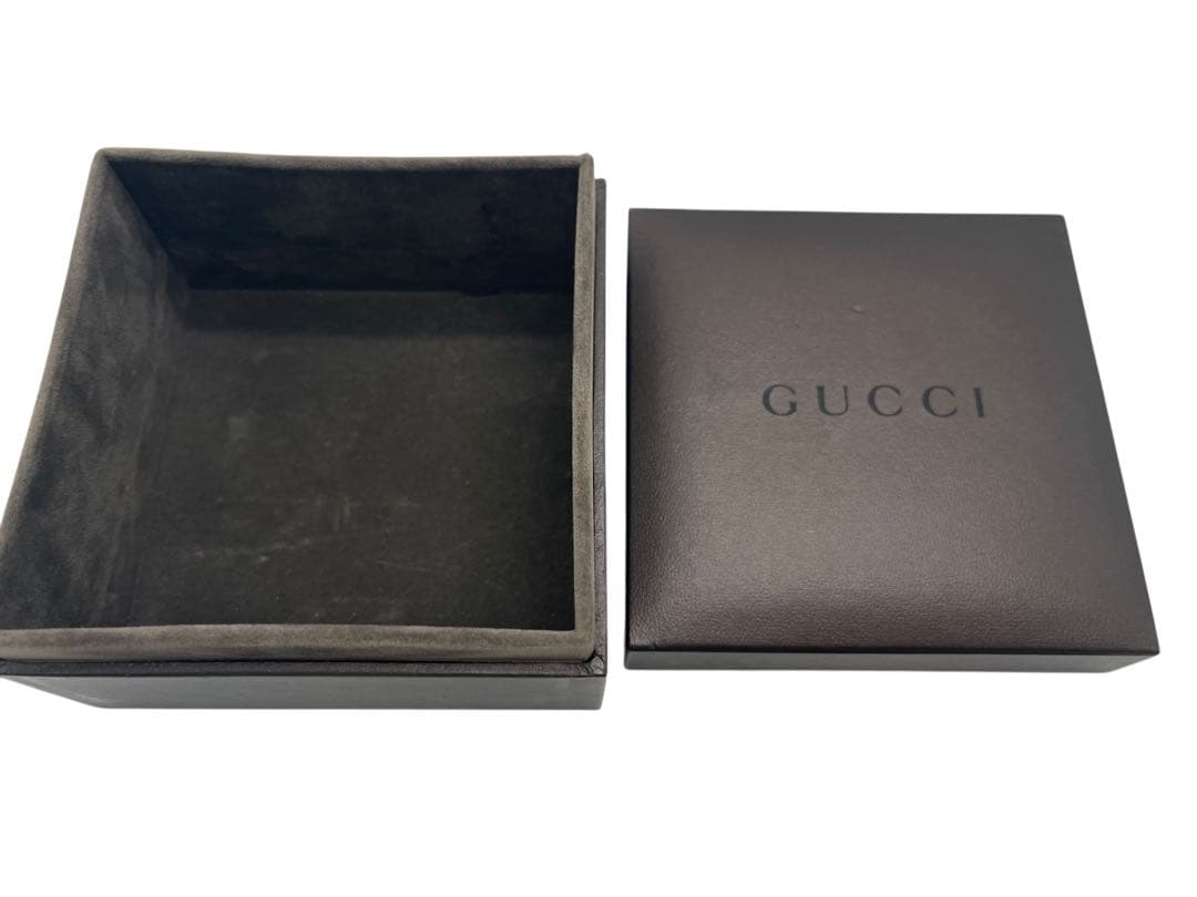GUCCI ドッグタグ メタル製 専用ポーチ付 silver925