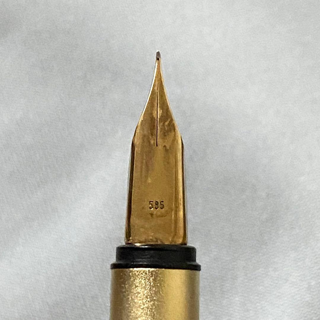極美品　モンブランMONTBLANC ノブレス　ゴールド　万年筆　585 EF