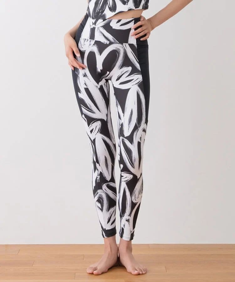 新品未使用【SUKALA】ハートプリントサイドギャザーレギンスｍ