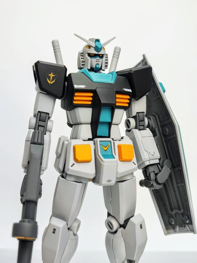 HGUC 量産型ガンダム　ガンプラ完成品