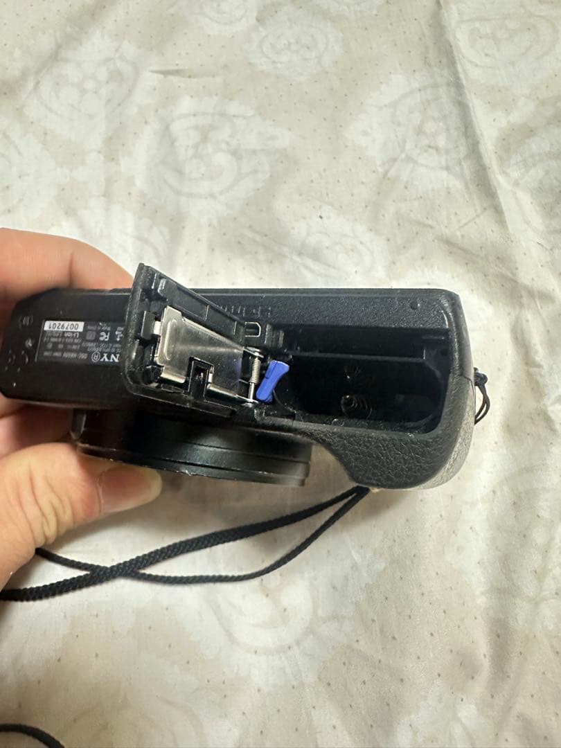 デジタルカメラ SONY Cyber-shot DSC-HX60V