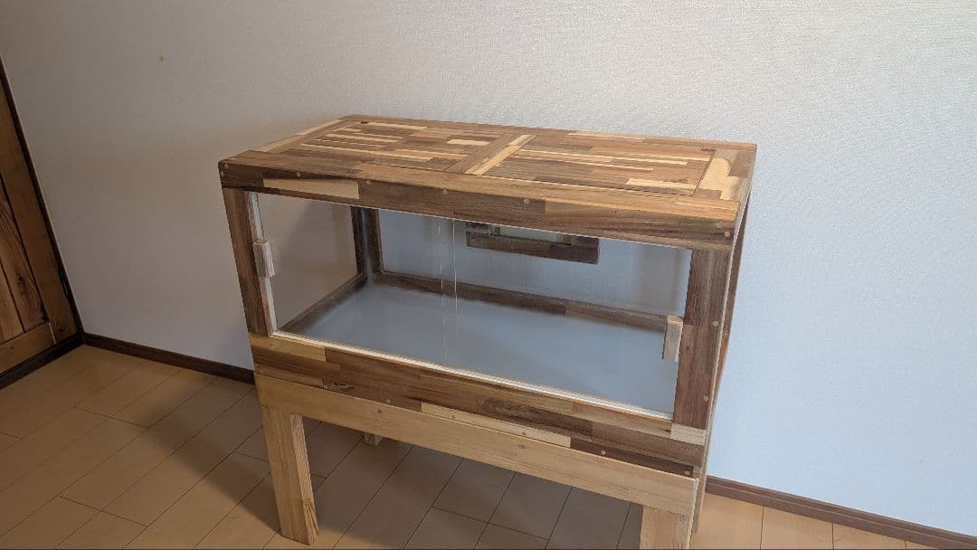 アカシア集成材15ミリ幅90縦45奥行45全面アクリル板仕様 蜜蝋オイル仕上げ！