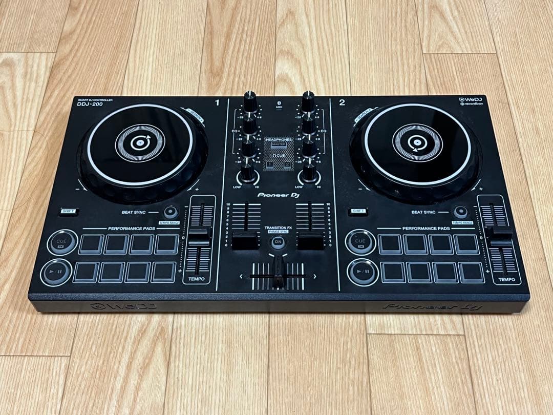 ギャランドゥ　Pioneer DDJ-200 DJコントローラー