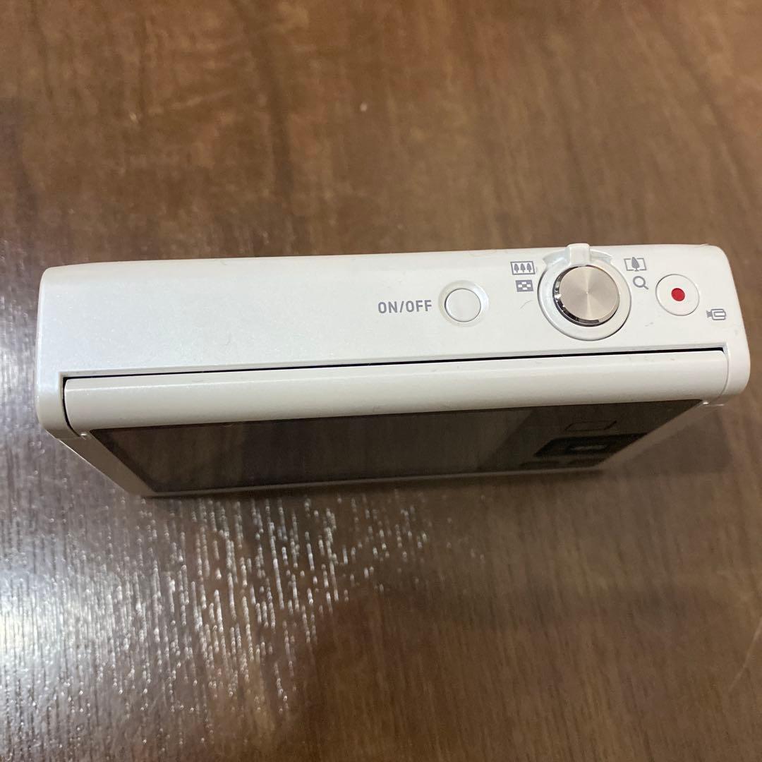 CASIO カシオ EXILIM EX-ZR50 デジカメ ジャンク 動作未確認