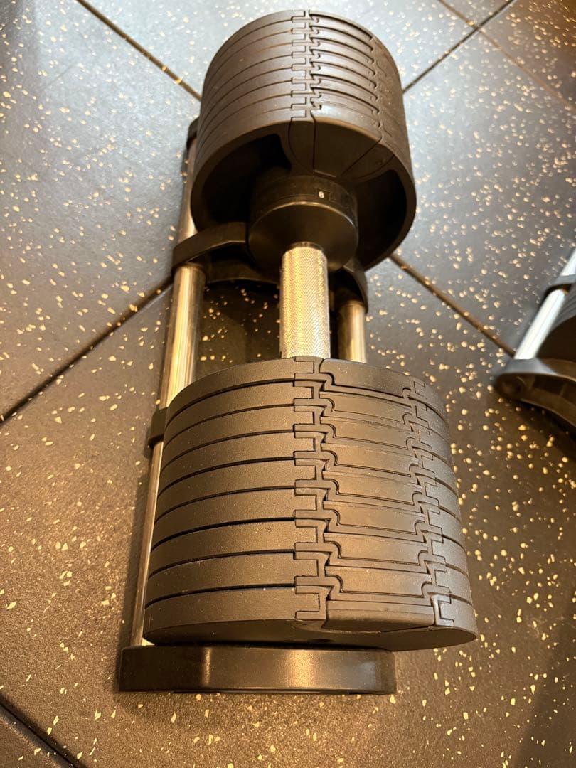 可変式ダンベル 32kg 一個のみ ノンブランド