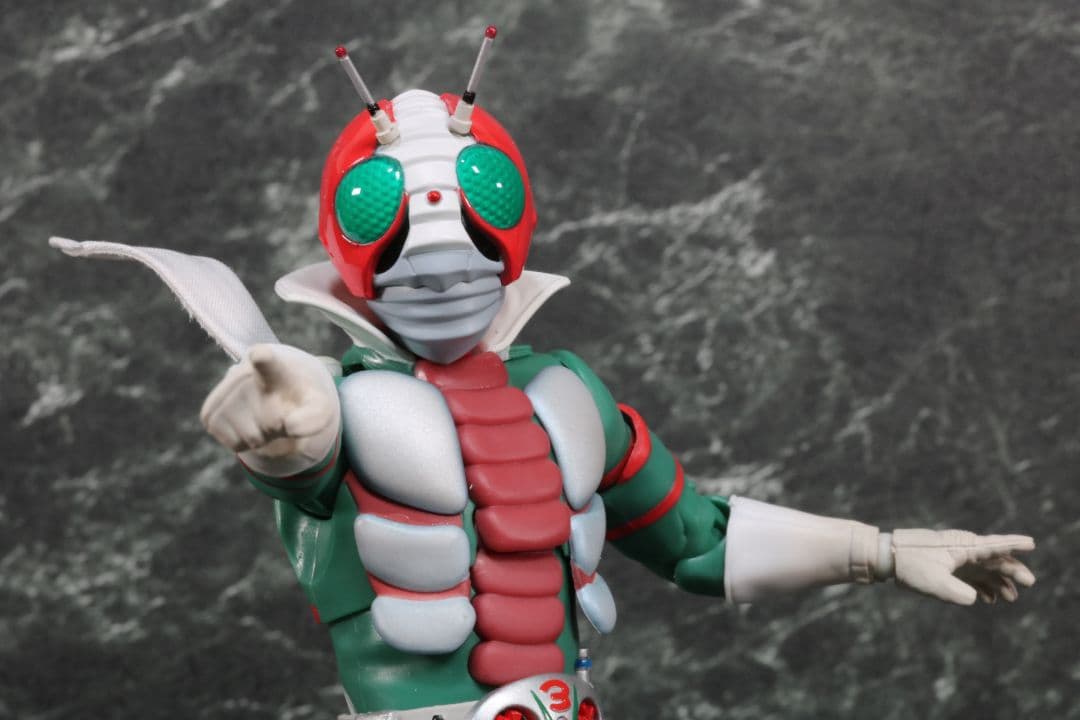 S.HFiguarts 真骨彫　仮面ライダーV3 【新品未開封】