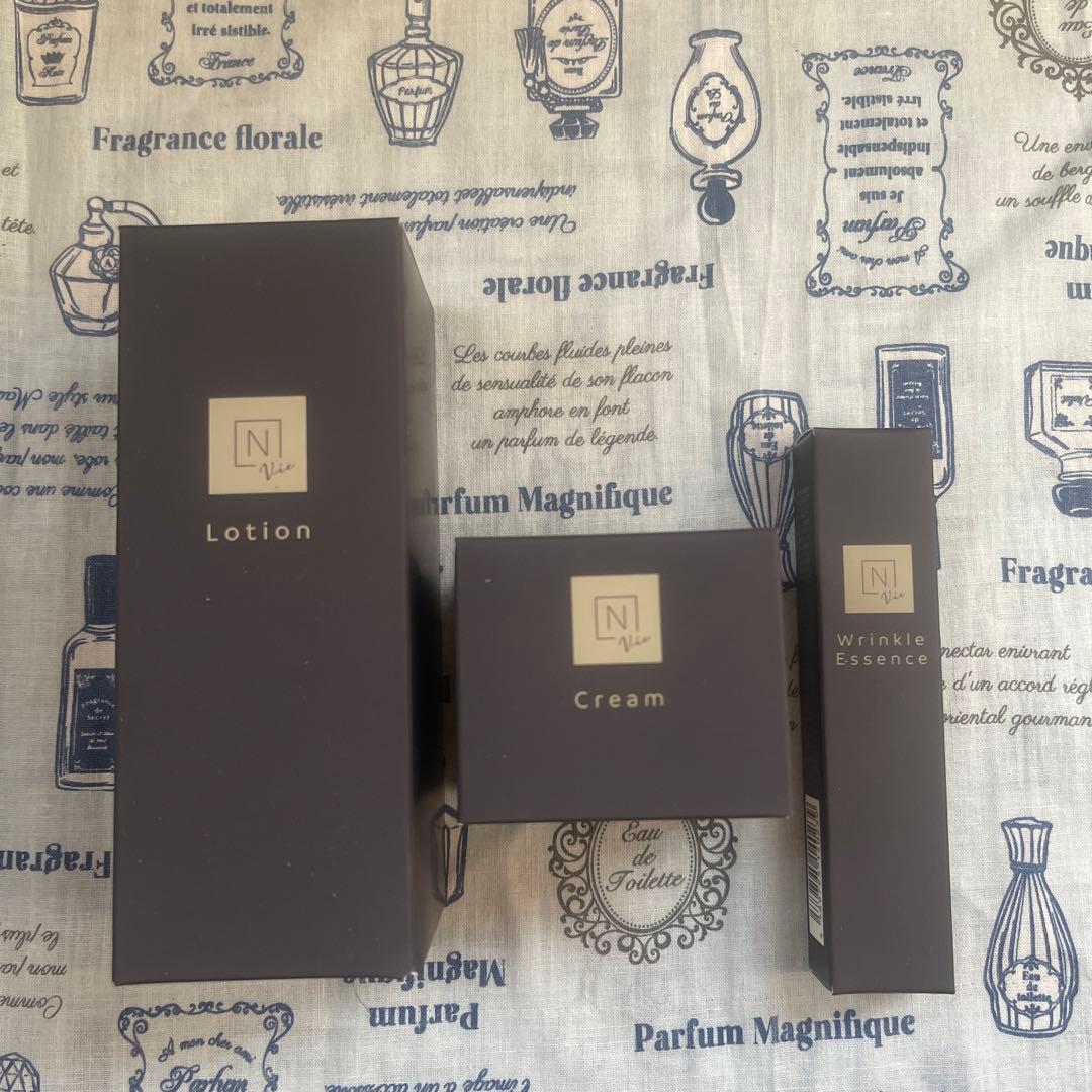 Ｎ organicVie モイストリッチ ローション　クリーム美容液３点セット