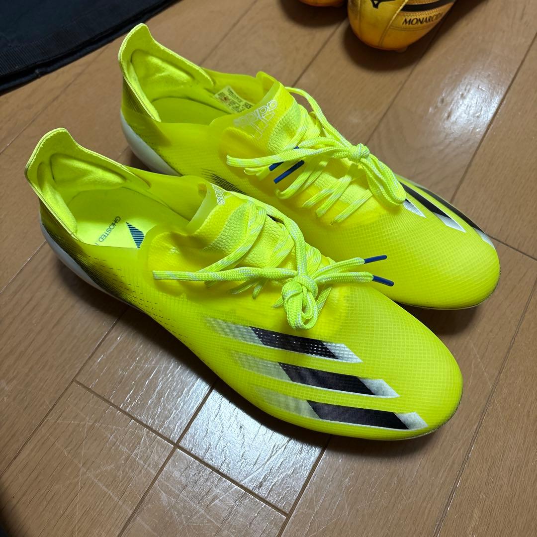 美品　アディダス　サッカースパイク　　25.5