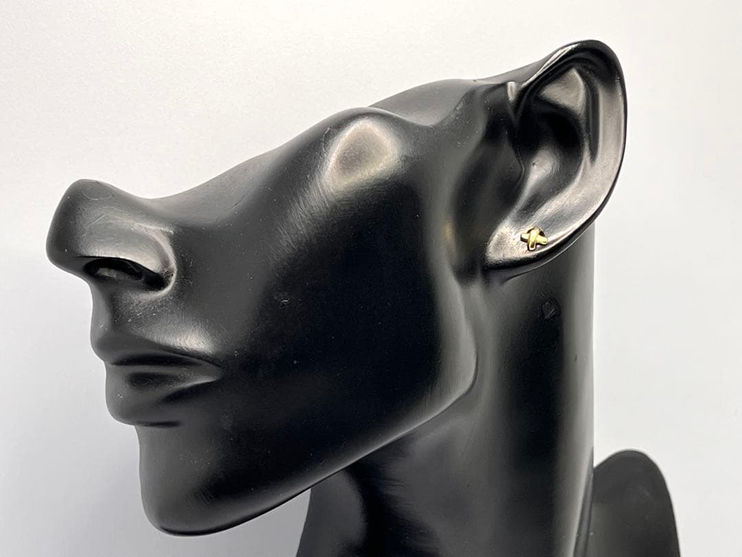 c920 ティファニー　クロス　ステッチ　AU750 k18 YG ピアス　片耳