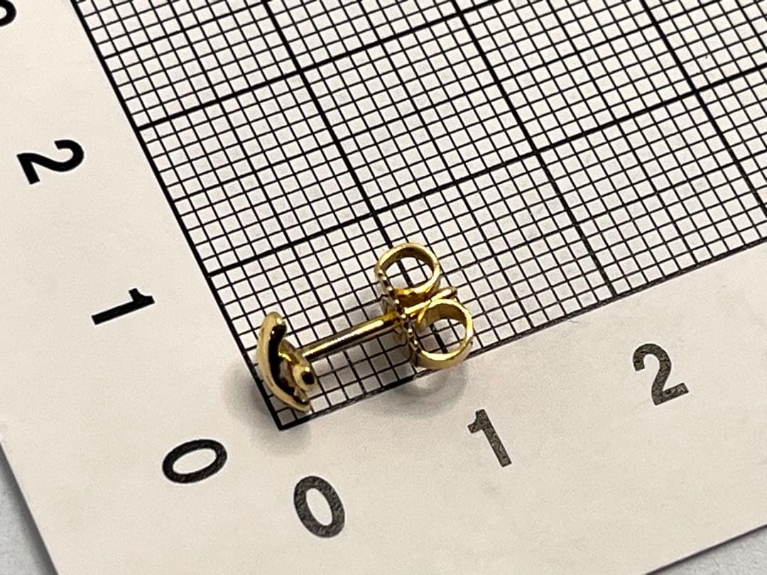 c920 ティファニー　クロス　ステッチ　AU750 k18 YG ピアス　片耳