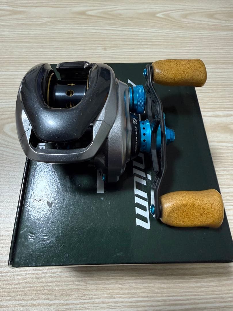 SHIMANO 13nium HGL パーツKTFライトブルーキャリル