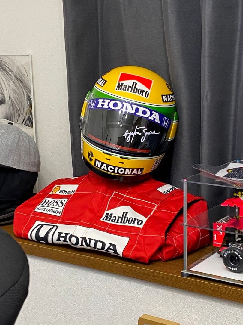 アイルトンセナ　レプリカ　ヘルメット　スーツ