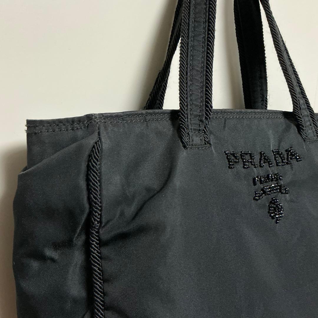 PRADA ナイロン ハンドバッグ 黒　ロゴビーズ刺繍