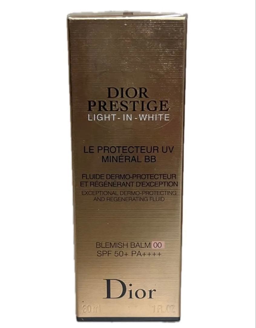 未開封ディオールプレステージ ホワイトルプロテクター UV ミネラルBB 00