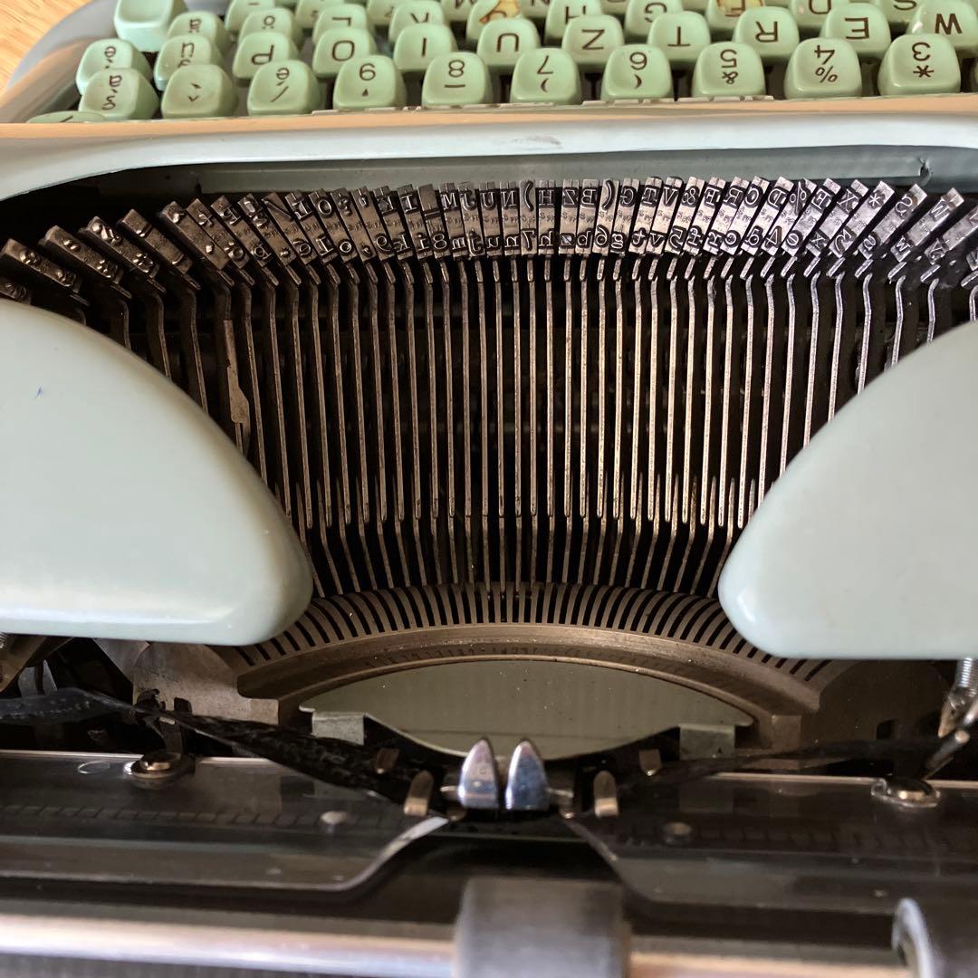 エルメスHermes Media 3 タイプライター