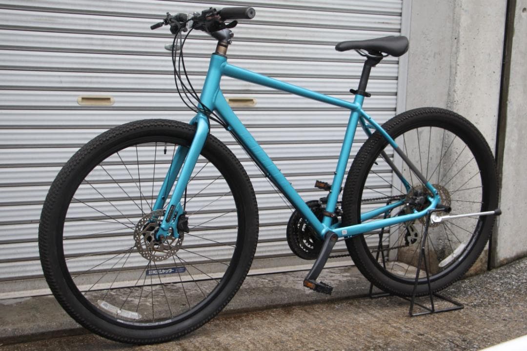 引き取り限定♪ジャイアント♪グラビエ♪ブロックタイヤでオフロードも走れます♪