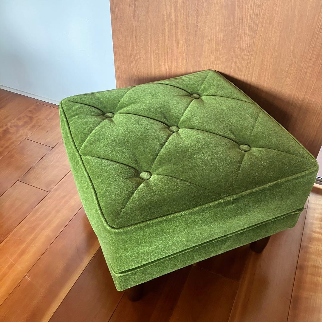 カリモク60 モケットグリーン オットマン ウォールナット