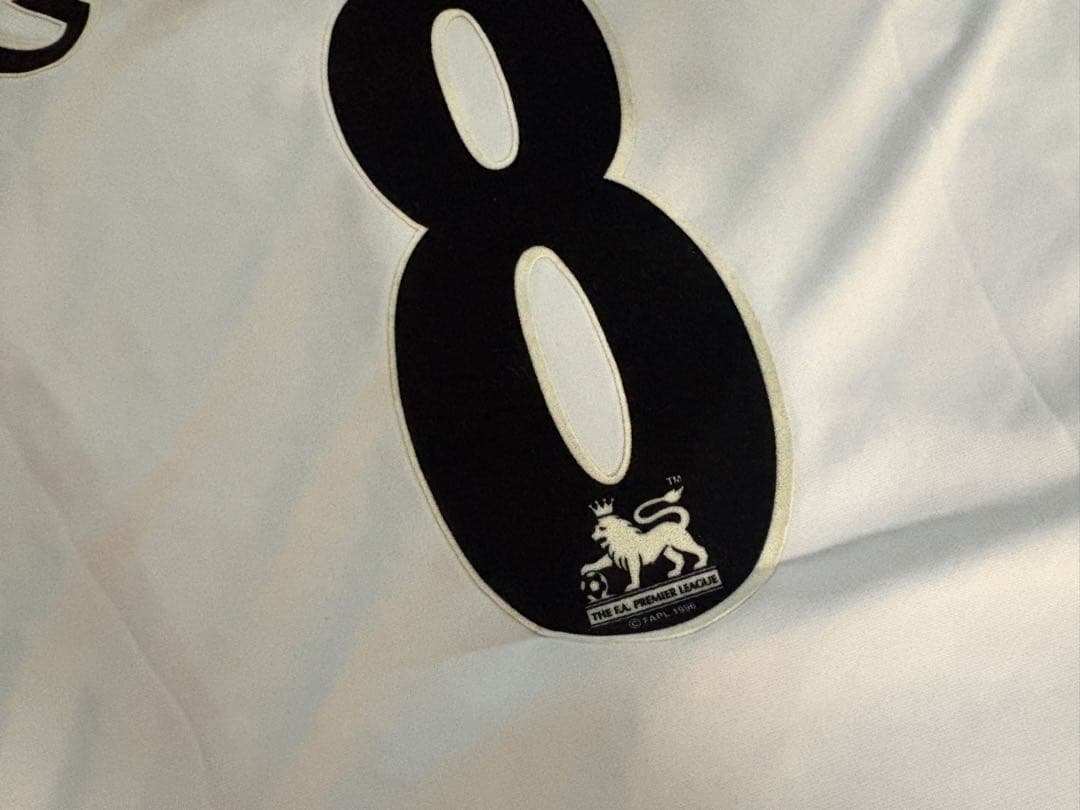 リバプール ジェラード8番 2005-06 AWAYユニフォーム【Reebok】