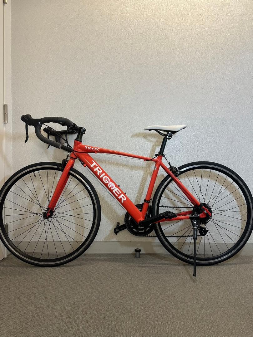 『配送可』ＴＲＩＧＧＥＲトリガー７００ｘ２５Ｃ スポーツ・ロードバイク ドロップ