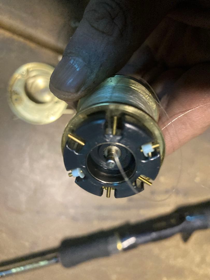 クリスマス値下げカルカッタ51xt 左巻きシマノ　カルカッタ箱無しShimano