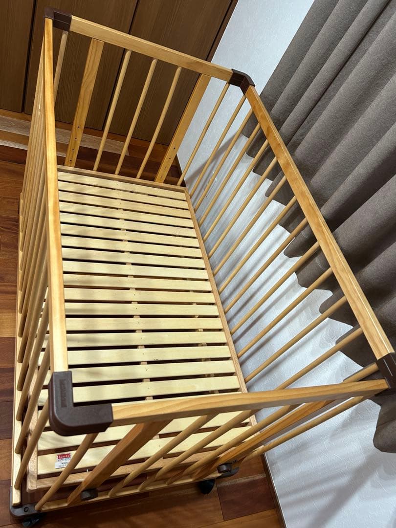 ファルスカベッドサイドベッド03 ナチュラル125長さ x 75幅 x 90高さ