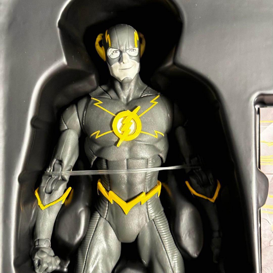 DCマルチバース　フラッシュ　BBTS EXCLUSIVE 開封済新品